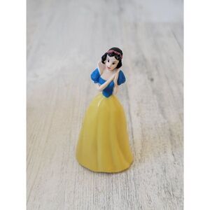 Princess Snow White toy figure Mini doll dress